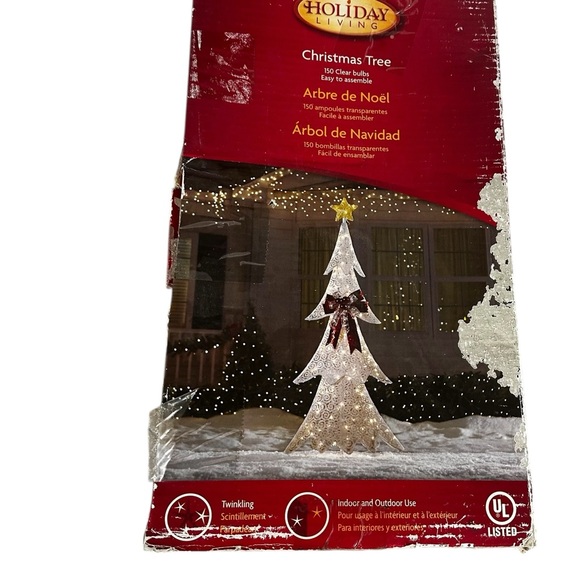 Holiday Living Other - Holiday Living Christmas Tree Indoor Outdoor Use 150 Clear Bulbs